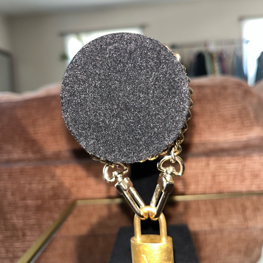 Louis Vuitton Lock & Key (non branded chain) - Picture 3 of 3